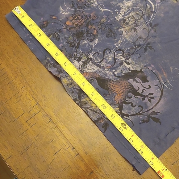 Vintage T-shirt with Tattoo-style Artwork - Picture 5 of 14